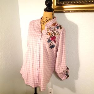 Chico's blouse with embroidery. Super cute!